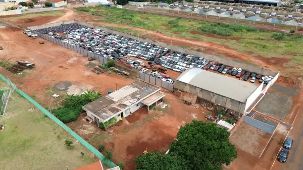 Adolescente de 13 anos é flagrado após invadir pátio e furtar bicicleta motorizada em Ourinhos
