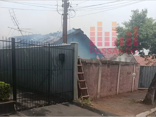 Incêndio atinge residência na Cohab em Ourinhos; ninguém se feriu