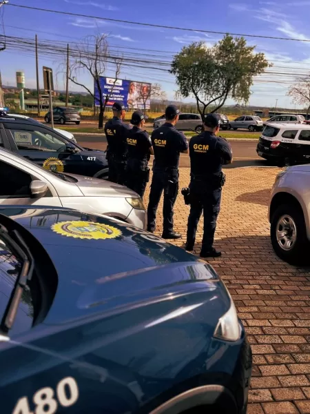 GCM prende homem em flagrante por violência doméstica em Ourinhos