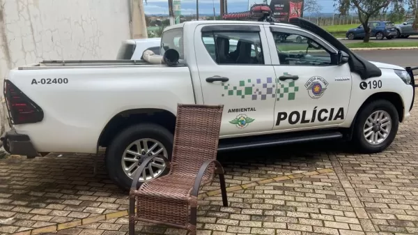 Polícia Ambiental recupera cadeira furtada de residência e homem é preso em Ourinhos