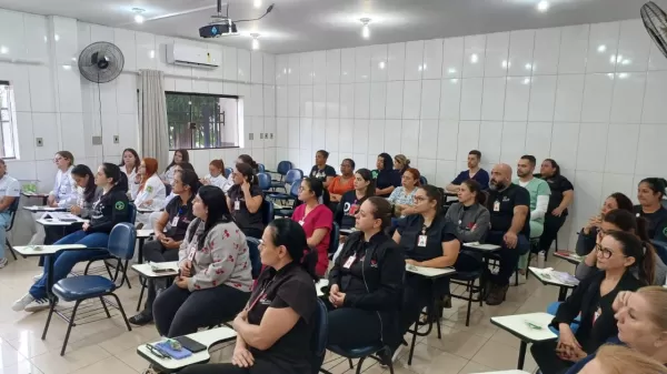 Com o tema “Cuidar de si para cuidar do outro”, Santa Casa de Ourinhos dá início à Semana da Enfermagem 2025