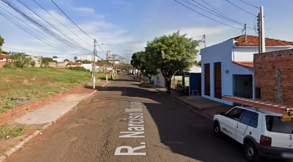 Foragido da Justiça do Paraná é preso com simulacro de arma de fogo em Ourinhos