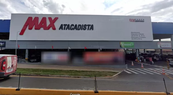 Jovem é preso por furto em supermercado de Ourinhos; entre os itens furtados estava um pacote de café 