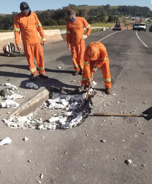 Concessionária realiza fechamento emergencial em trecho da PR-092 no norte do Paraná