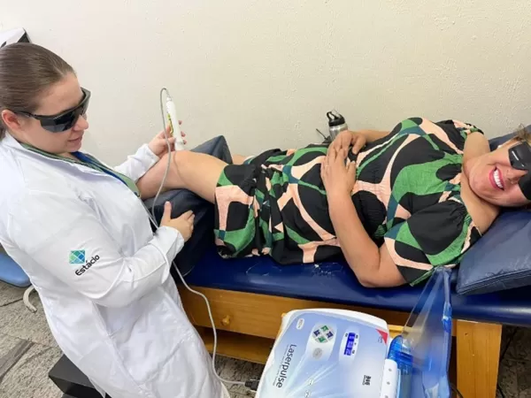 Faculdade Estácio de Sá de Ourinhos oferece curso de Fisioterapia com excelência acadêmica e foco na prática profissional