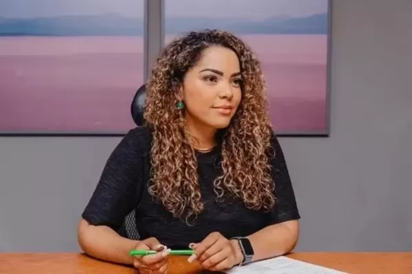 Prefeita de Bauru aciona a Justiça contra Facebook e usuários por publicações ofensivas