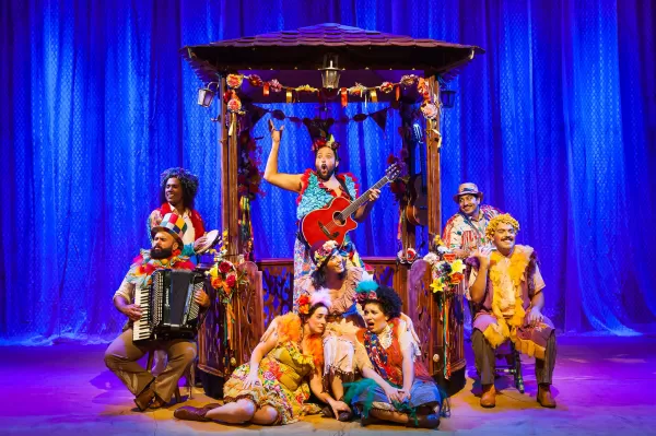 Companhia de teatro inicia turnê com espetáculo "Os Quatro Cantos de Elpídio" e se apresenta sábado, 10 e domingo em Ourinhos