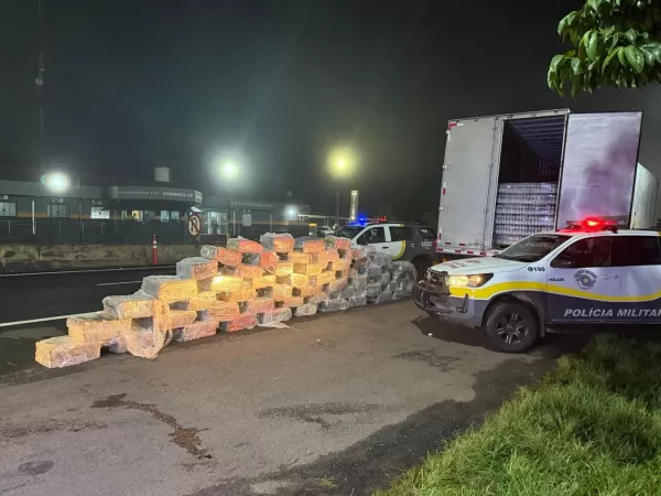 TOR apreende quase duas toneladas de maconha escondidas em fundo falso de caminhão em Salto Grande; prejuízo ao tráfico passa de R$ 3,6 milhões