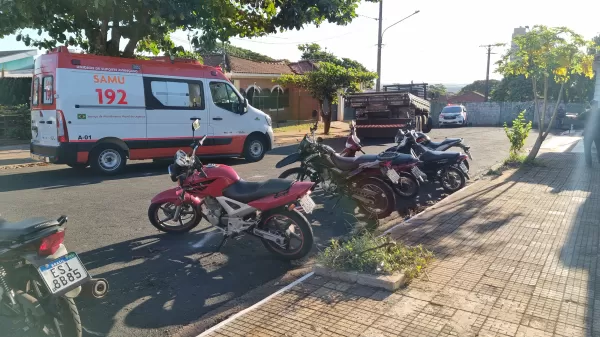 Caminhão solta freio, atropela trabalhador e deixa homem gravemente ferido no Centro de Ourinhos