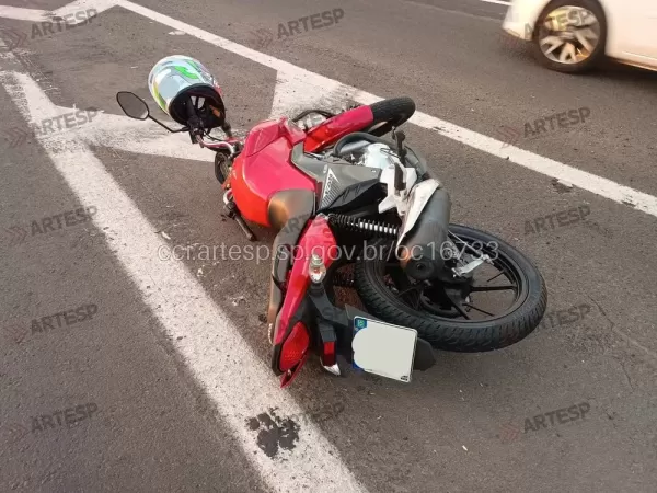 Motociclista morre após colisão com caminhão na Marechal Rondon, em São Manuel
