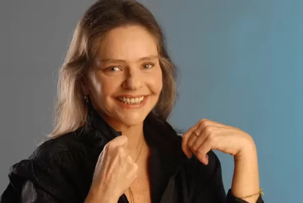 Angela Ro Ro morre aos 75 anos