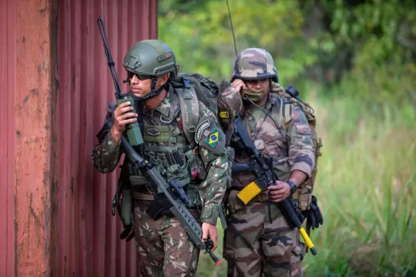 Governo envia ao Congresso projeto de reforma da Previdência  Militar com idade mínima de 55 anos 