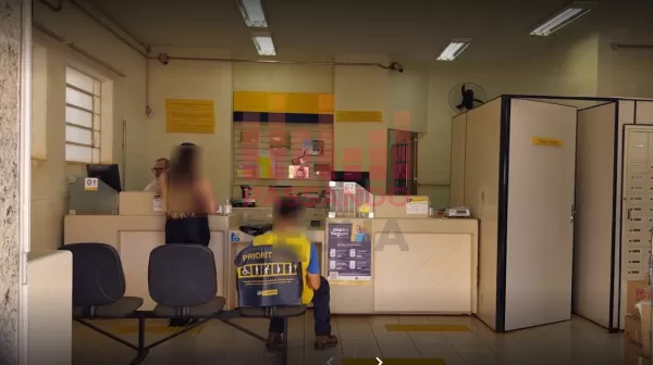 Jovem na “saidinha” é preso por tráfico de drogas após receber pacote com maconha pelos Correios em Ipaussu