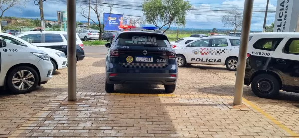 Homem fica em estado grave ao ser agredido no centro de Ourinhos; agressor foi preso em flagrante pela GCM