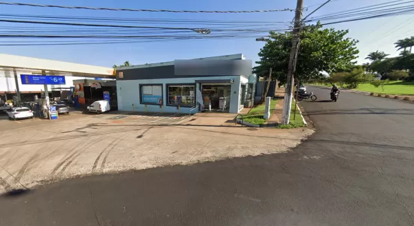 Farmácia é alvo de furto em Ourinhos