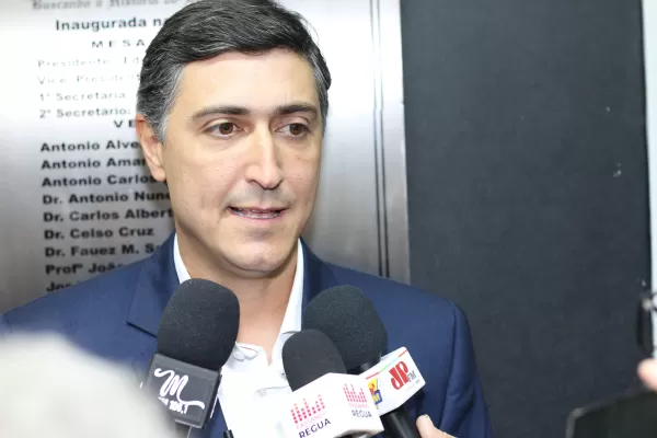 Prefeitura de Ourinhos conclui pagamento da primeira parcela do 13º salário dos servidores