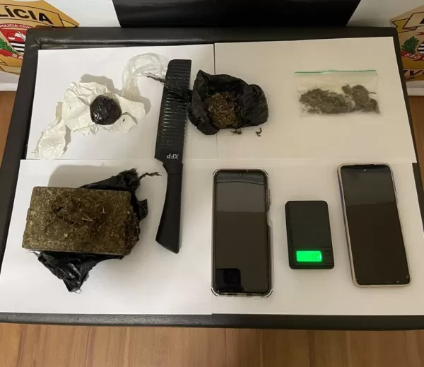 Duas mulheres são presas por tráfico de drogas durante operação da DISE em Chavantes