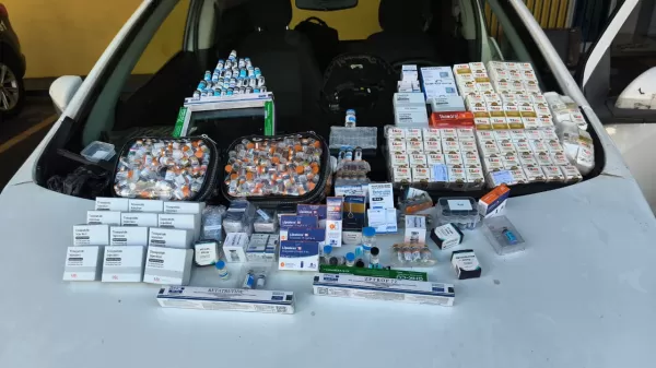 PRF apreende medicamentos emagrecedores ocultos em veículo na BR-153, em Ourinhos