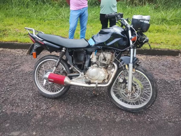 Motociclista morre após bater na traseira de caminhão na SP-294 em Vera Cruz