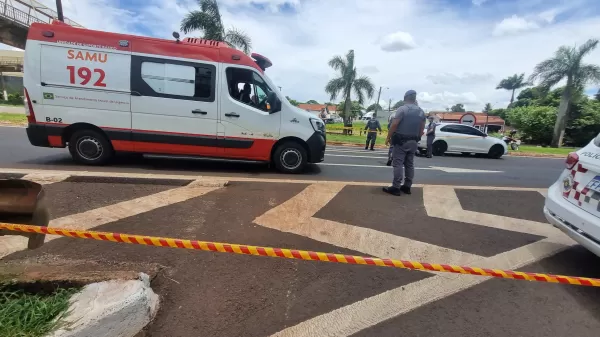 Homem morre após e jogar de passarela e ser atropelado na Rodovia Raposo Tavares, em Ourinhos