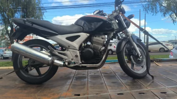 Polícia Militar recupera motocicleta e conduz suspeito à CPJ em Ourinhos
