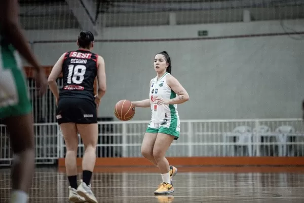 Ourinhos Basquete/AOBE sofre virada emocionante e perde para o Sesi Araraquara no Paulista Feminino