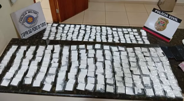 Casal é preso com grande quantidade de cocaína em operação conjunta da PM, Polícia Civil e BAEP K9 em São Pedro do Turvo