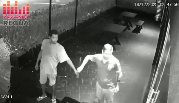 Vídeo revela ação de criminosos em furto à barbearia em Ourinhos