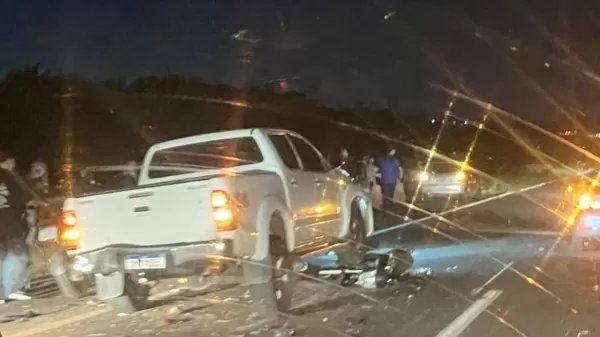 Grave acidente envolvendo vários veículos é registrado na BR-153, próximo ao UNIFIO, entre Ourinhos e Salto Grande