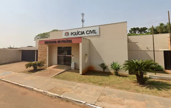 Homem registra furto em Ourinhos após abordagem de garotas de programa; prejuízo inclui saque de valores bancários