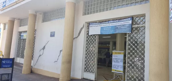 Correios abrem inscrições para concurso com salário de até R$ 6,8 mil; veja como participar