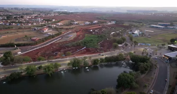 Prefeitura de Ourinhos inicia construção da segunda fase do Lago do Parque do Centenário Dr. Odayr Alves da Silva