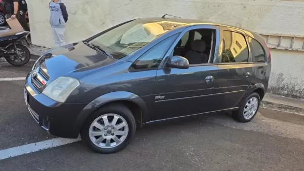 Operação “Chat Milionário” prende três suspeitos de aplicar golpe de R$ 1 milhão contra idoso de Taguaí