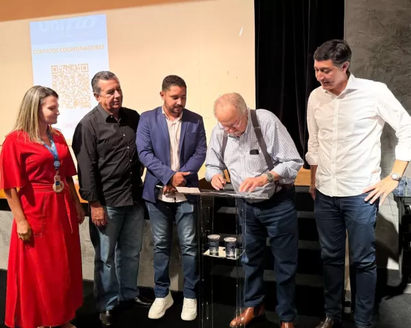 Prefeitura de Ourinhos firma parceria com Unifio para estágios e investimentos na saúde