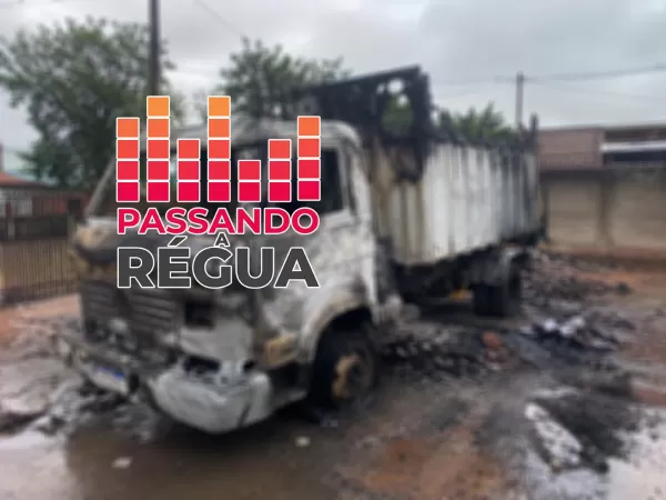 Polícia investiga possível incêndio criminoso em caminhão de recicláveis em Ourinhos