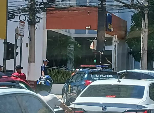 Duas mulheres são atropeladas em cruzamento no Centro de Ourinhos