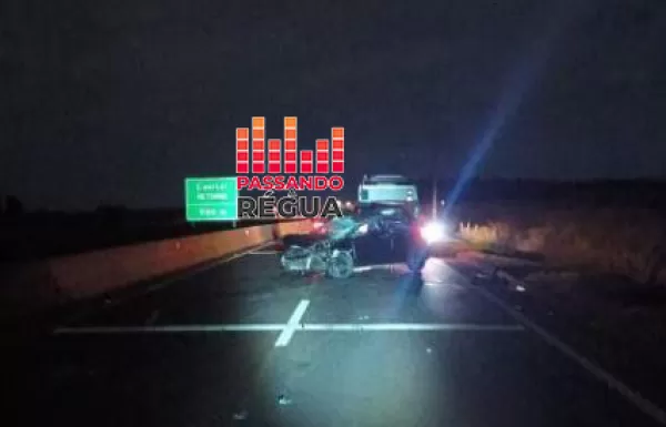 Carro capota na Raposo Tavares em Canitar e condutora deixa local após acidente