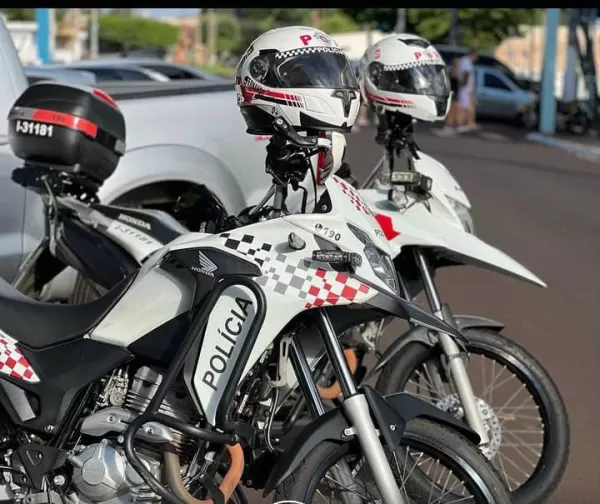 Polícia Militar prende traficante em flagrante durante patrulhamento com motocicletas em Ourinhos