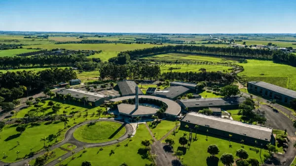 UNIFIO reforça compromisso com a continuidade acadêmica dos estudantes da Estácio em Ourinhos