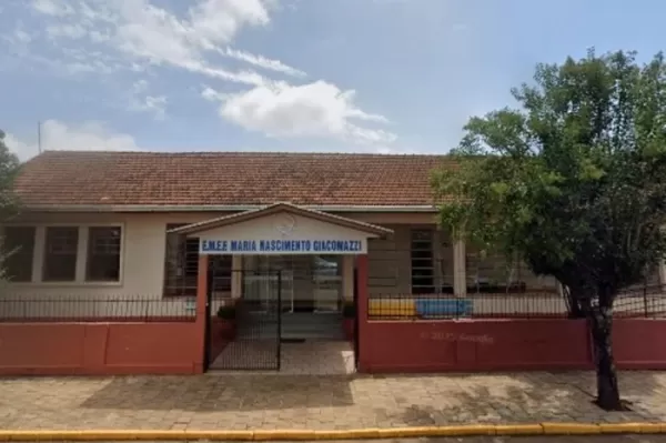 Criança morre e duas ficam feridas em ataque a escola no norte do RS
