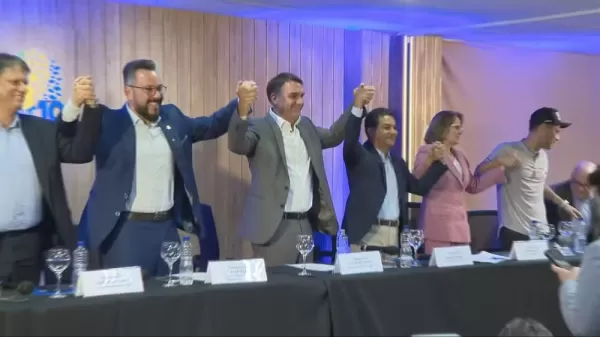 Republicanos, com Tarcísio e Cleitinho, sela apoio a Flávio Bolsonaro no segundo turno contra Lula