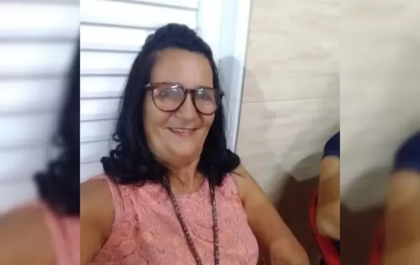 Mulher morre após perder controle de veículo e bater em muro na região