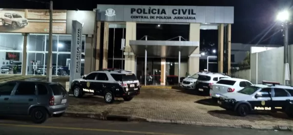 Jovem é preso com mais de 465 gramas de maconha em Ipaussu, mas é solto após audiência de custódia