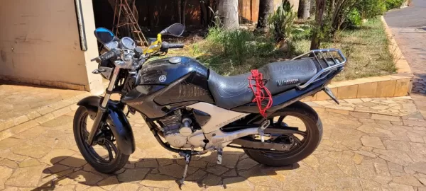 Polícia Militar recupera moto roubada no Jardim Ouro Verde em Ourinhos e prende autores na divisa com o Paraná