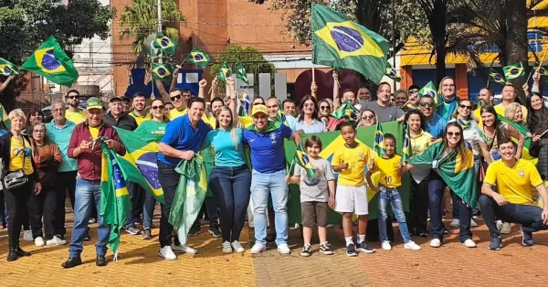 Ourinhos é palco de manifestação em apoio a Bolsonaro e contra o governo Lula