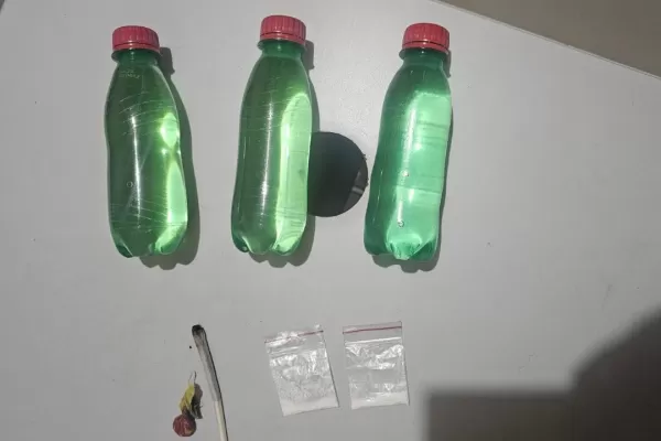 Jovem é detido com cocaína, maconha e lança-perfume na Vila Emília, em Ourinhos