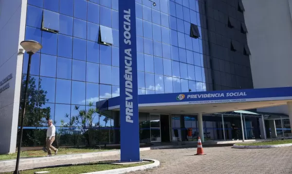 Toffoli homologa acordo e INSS começa a ressarcir aposentados por descontos irregulares a partir de 24 de julho