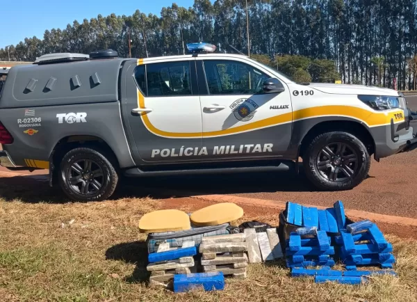 Polícia Rodoviária prende dois homens com quase 50 kg de maconha em Santa Cruz do Rio Pardo