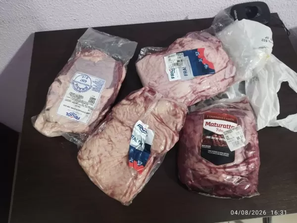 GCM prende homem por furto e recupera peças de carne de supermercado em Ourinhos