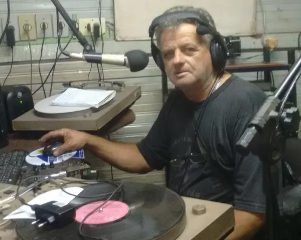 DJ de 64 anos, que morreu atropelado por carreta em Ribeirão do Sul, será sepultado hoje (6) 